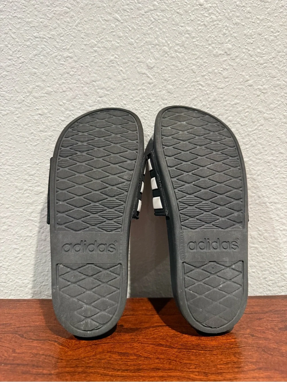 adidas Kids Black and White Slide Sandals with Striped Velcro Strap kids size 4